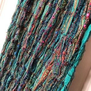 🔴 Multicolored teal based scarf